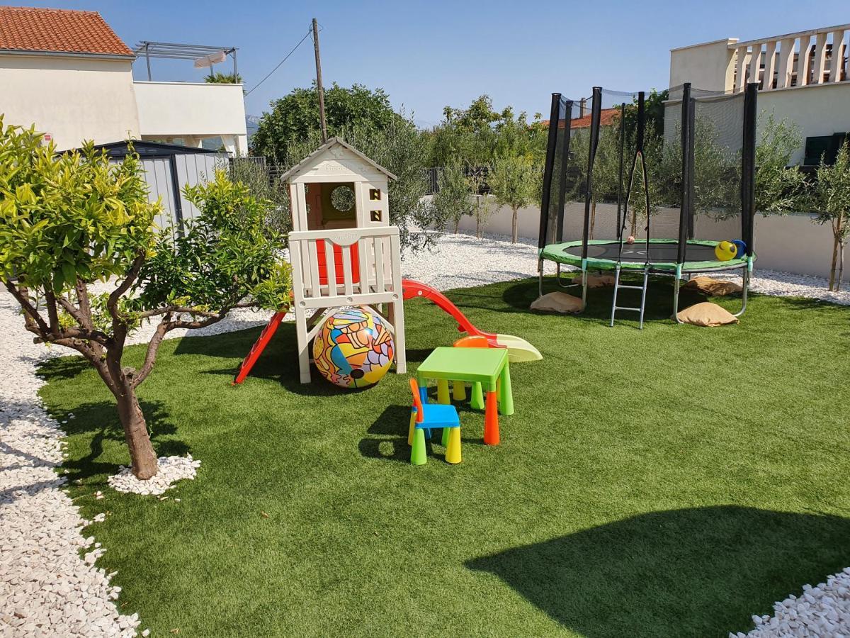 Villa Fides With Private Pool, Garden And Sea View Kastel Novi Exterior photo